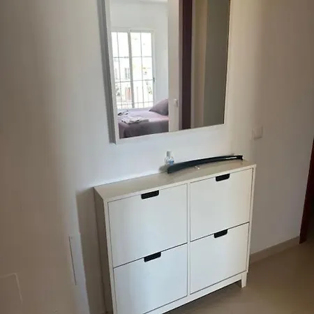 Trevlig Laegenhet I نيرخا